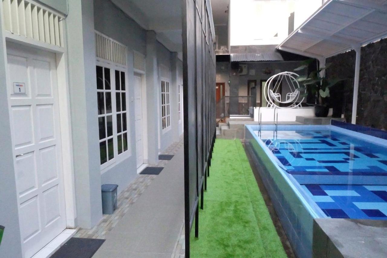 Tamadara Guesthouse Jogja Maguwo Exterior photo